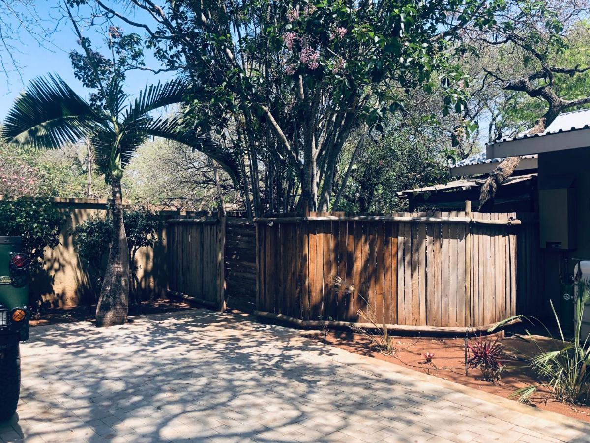 Gecko Cottages Hectorspruit Exterior photo